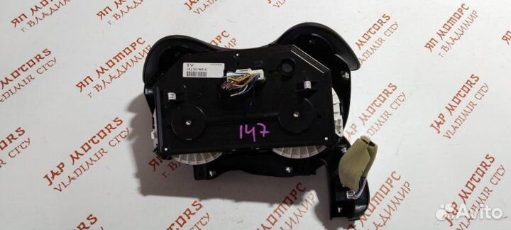 Щиток приборов Nissan Juke NF15 MR16DT 2012