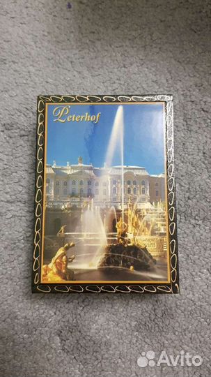 Деревянная шкатулка