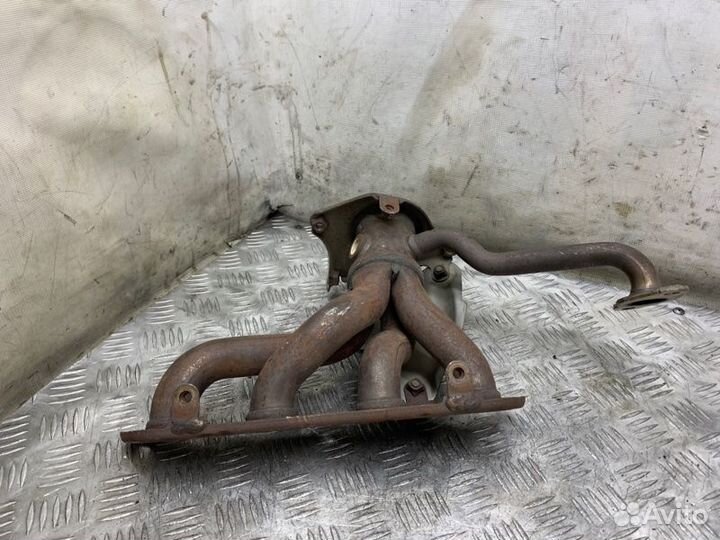 Коллектор выпускной Lexus Ct200H ZWA10 2zrfxe 2012