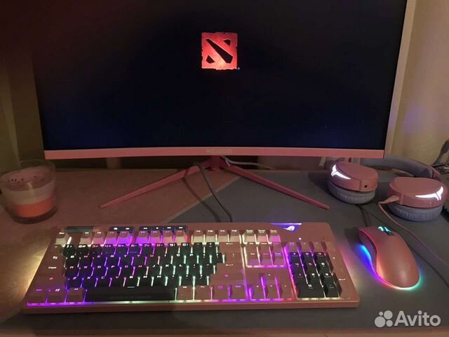 Розовый игровой закругленный curved монитор 27" купить в Москве ...