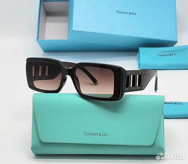 Солнцезащитные очки Tiffany & Co. женские