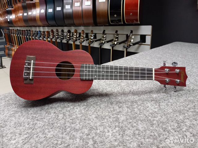 Укулеле Красный Махагон Новый