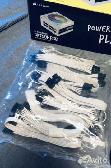 Комплект белых кабелей corsair