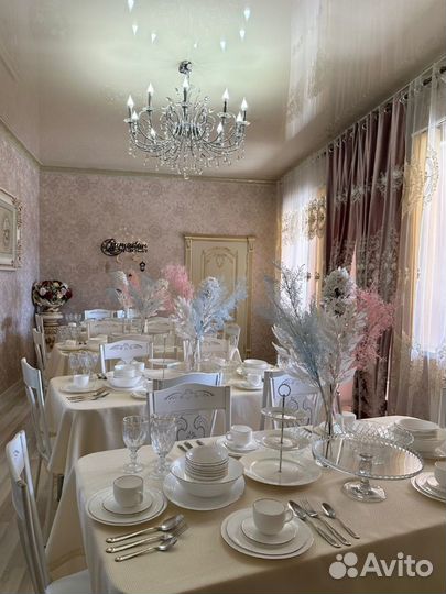 Фотозоны, арка, столы и стулья