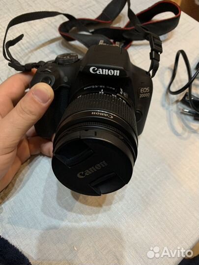 Зеркальный фотоаппарат canon eos 2000d