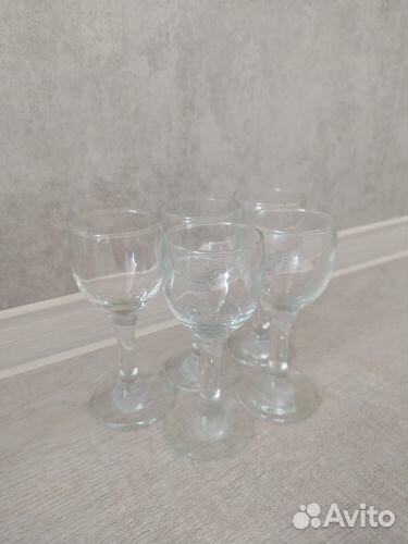 Продаю бокалы для мартини, под коньяк, рюмки