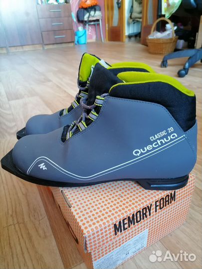 Лыжные ботинкиQuechua, classic 20