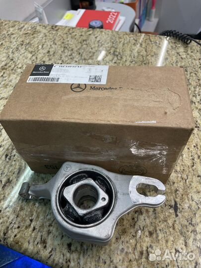 Для W166 переднего нижнего рычага задний правый