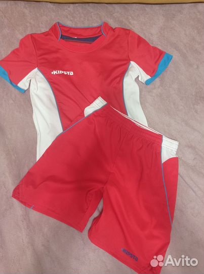 Футболка для мальчика и спортивные 122-128