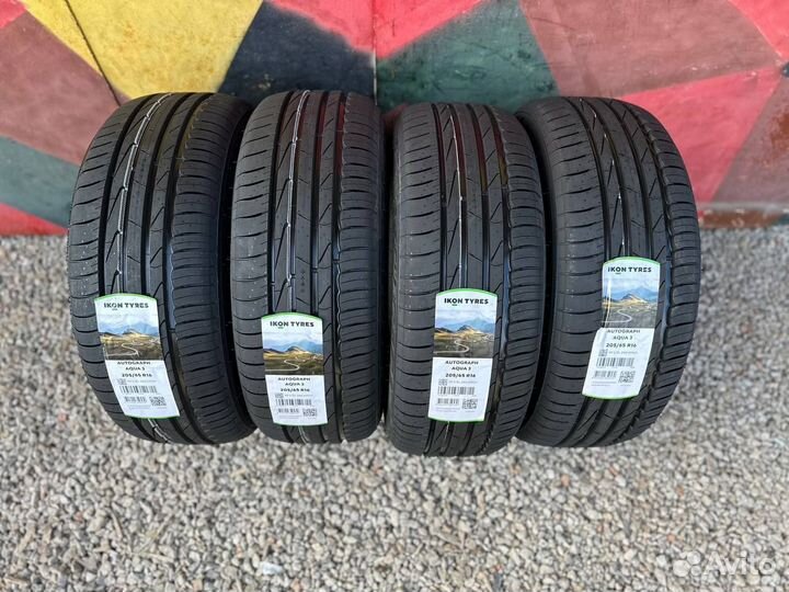 Ikon Tyres Autograph Aqua 3 215/45 R16 90V