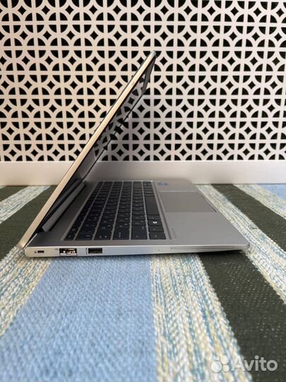 Ноутбук HP probook 640 G8