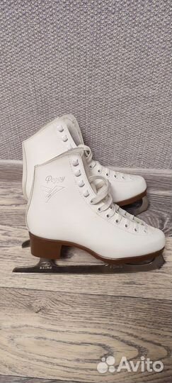 Коньки фигурные Peggy botas 35размер