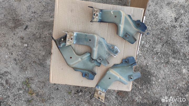 Кронштейн крыла Opel Insignia