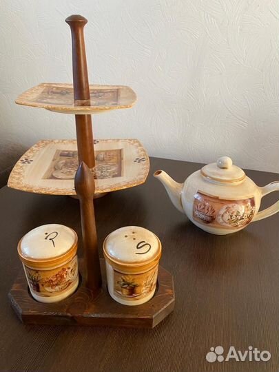 Набор посуды доя сервировки