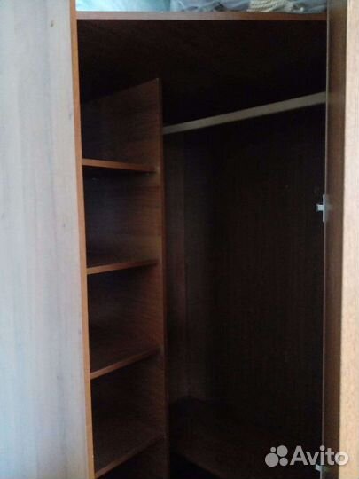 Угловой шкаф с зеркалом бу