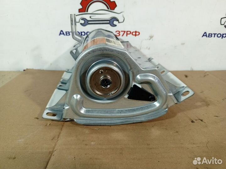 Подушка безопасности пассажирская (в торпедо) Volv