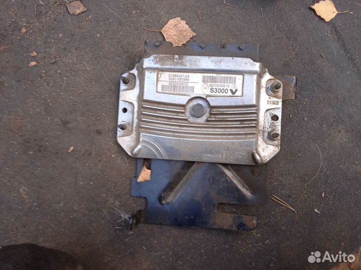 Блок управления двигателем Renault Megan 2