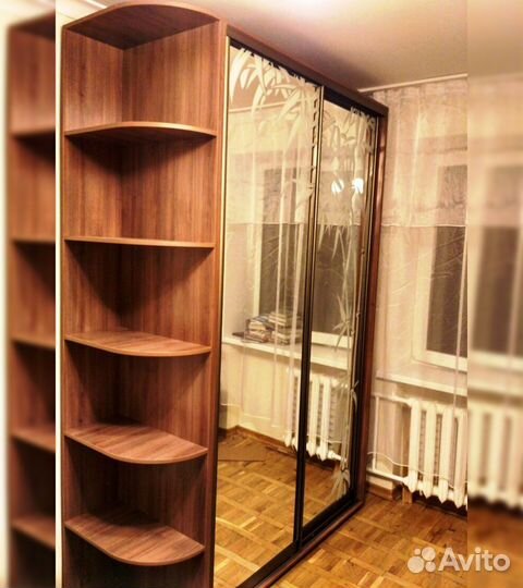 Угловая полка