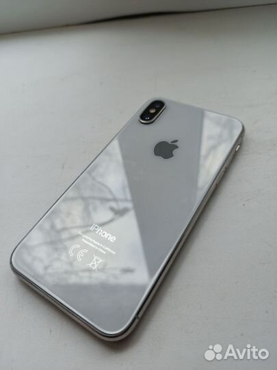 iPhone X, 64 ГБ