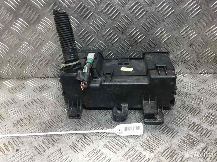 Блок предохранителей Toyota Aygo 827410H010; 5014P01 1KR