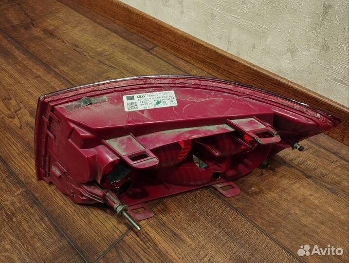 Задние фонари Audi A6 C6 седан