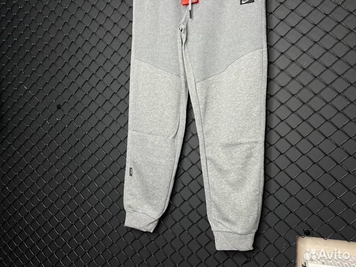 Штаны Nike