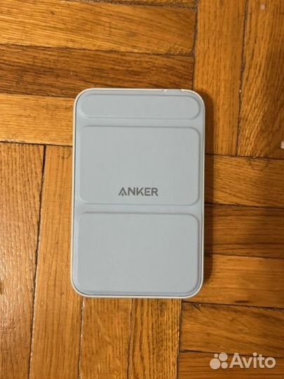 Внешний аккумулятор Anker 622