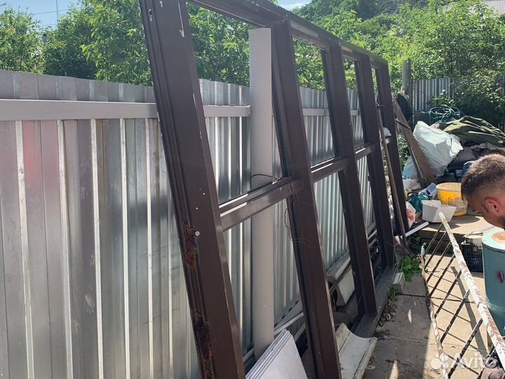 Оконная рама, стеклопакет