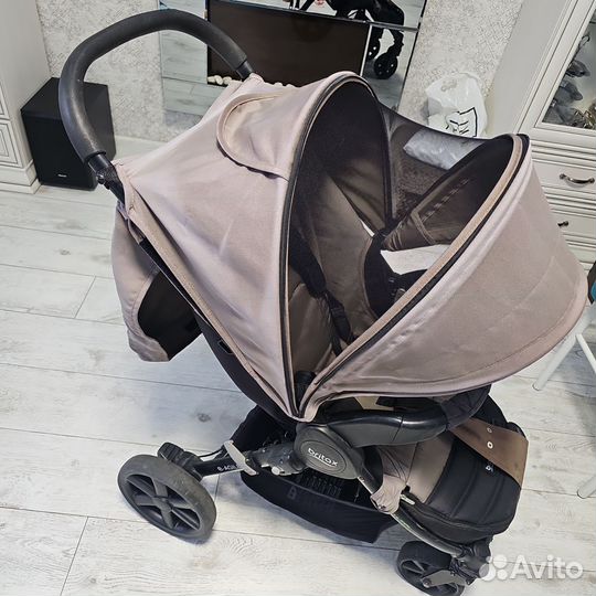Прогулочная коляска britax