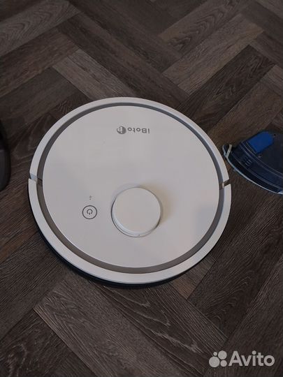 Робот пылесос iboto L920W с влажной уборкой