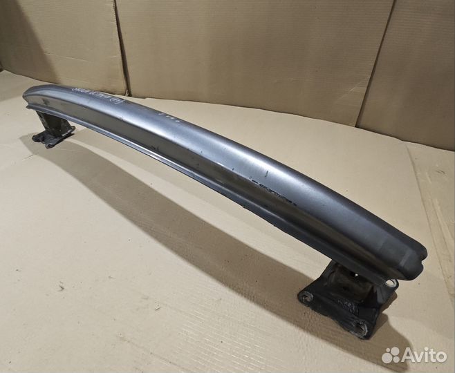 Усилитель бампера переднего Skoda Octavia 04-13