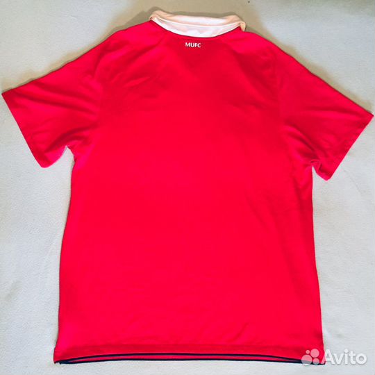 Футбольная форма Манчестер Юнайтед, Manchester Uni