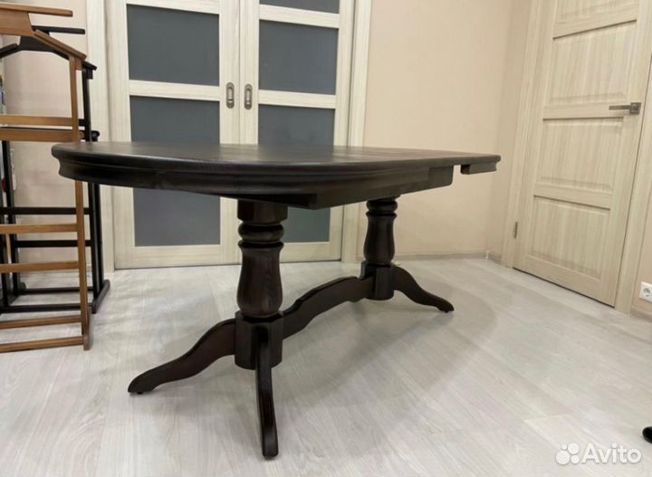 Стол обеденный раздвижной из массива дерева