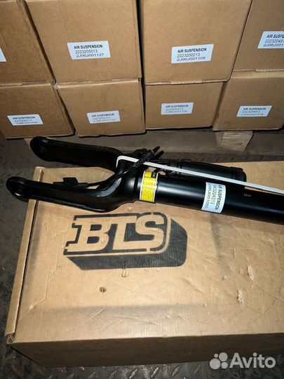 Амортизатор Mercedes ML/GL W164/X164 передний