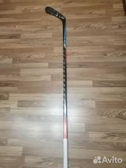 Клюшка хоккеная