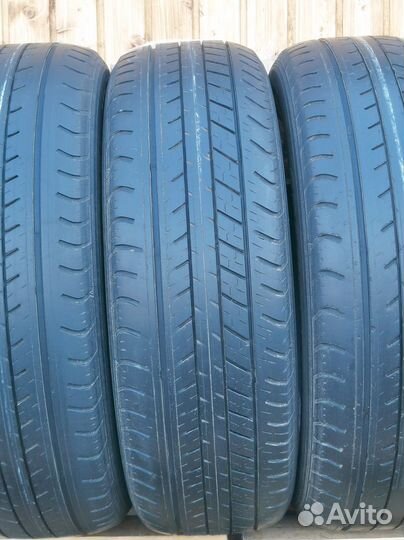 Dunlop Grandtrek ST30 225/60 R18 100