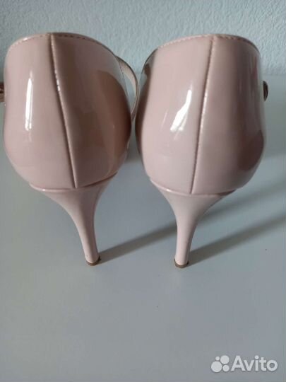 Туфли женские 39 размер