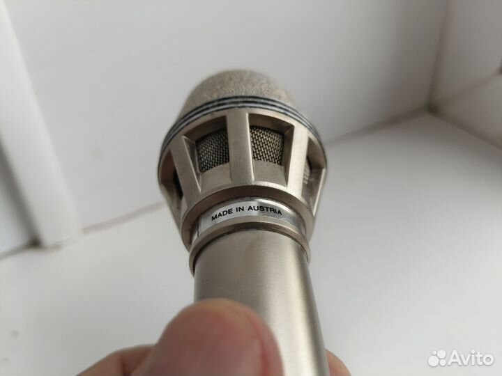 Винтажный микрофон 70-х AKG D190E