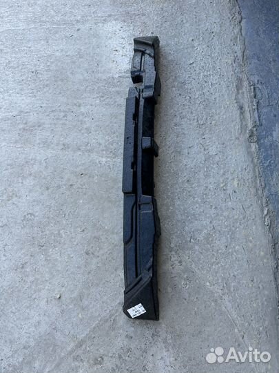 Абсорбер бампера тойота камри 55