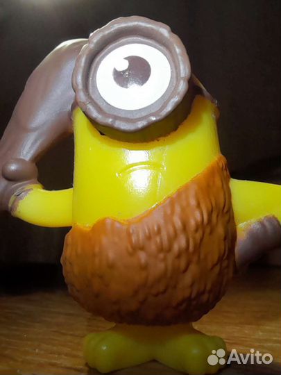 Миньоны из макдональдса