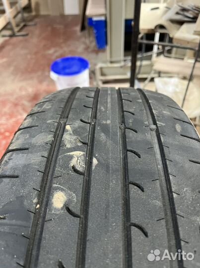 Goodyear EfficientGrip SUV 4x4 225/60 R17 99
