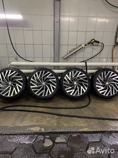 Калеса 21 на toyota, kia диски, резина