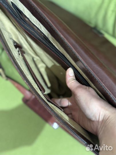 Мужской кожаный портфель