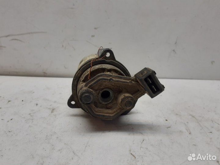 Насос топливный электрический Volkswagen Golf