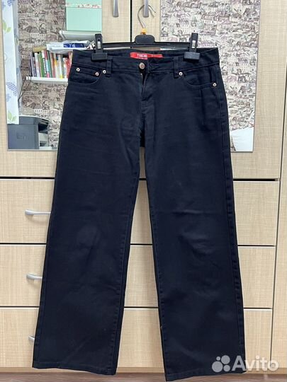 Широкие джинсы на низкой посадке