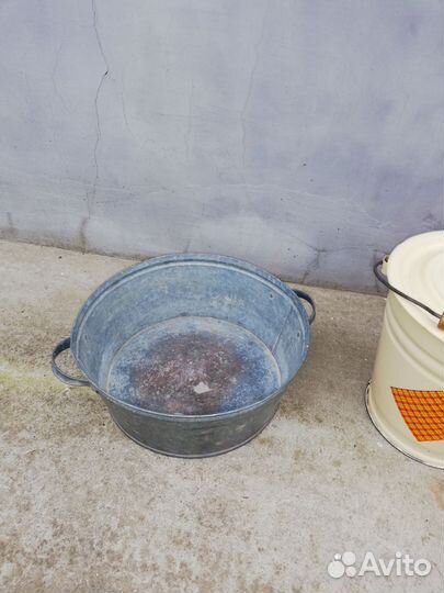 Таз металлический