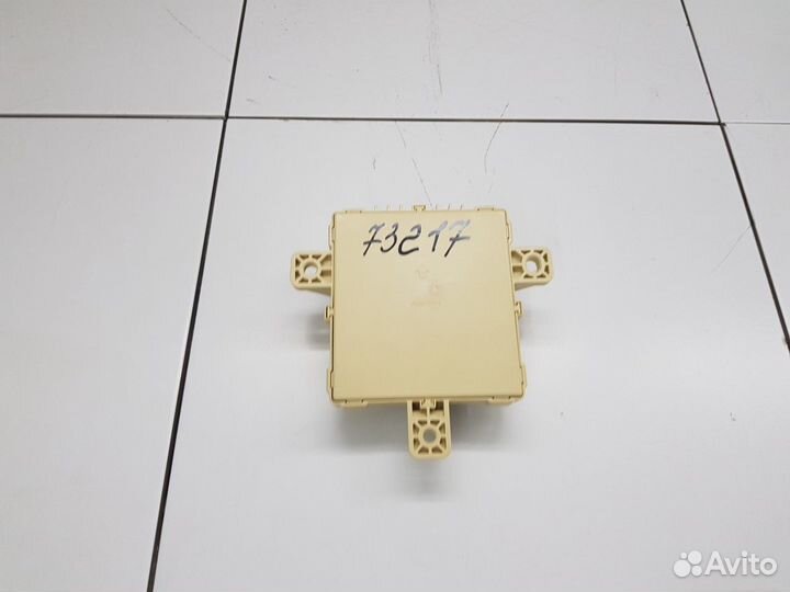 Блок предохранителей (Genesis G80 I)