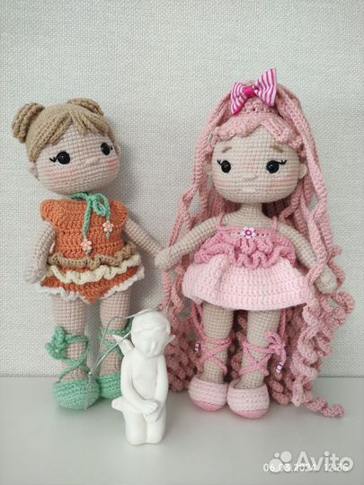 Вязаная кукла ручной работы