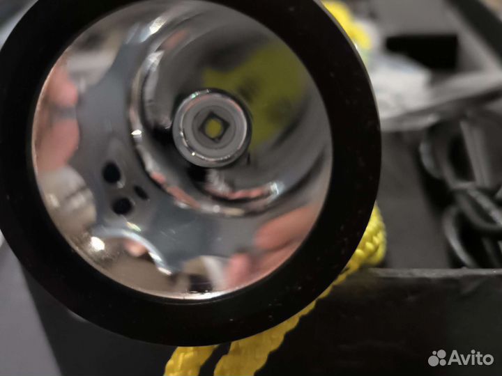 Подводный фонарь poplite f8 на xml t6