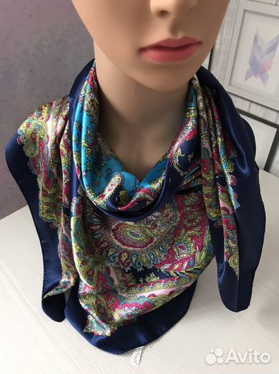 Новый. Шёлковый платок